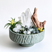 CALM SUMMIT CLEAR QUARTZ GARDEN
